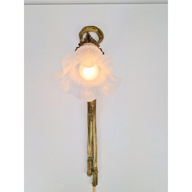 Art Noveau Brass Wall Sconce Light with Flowers and Ribbons, France, 1930s For Sale - Image 10 of 18