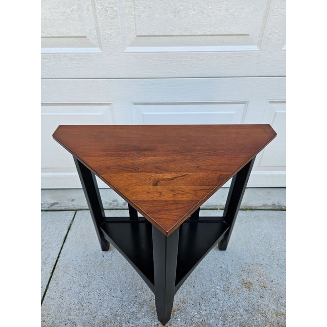 American Ethan Allen Cherry Top American Impressions Triangular Side Table For Sale - Image 3 of 9