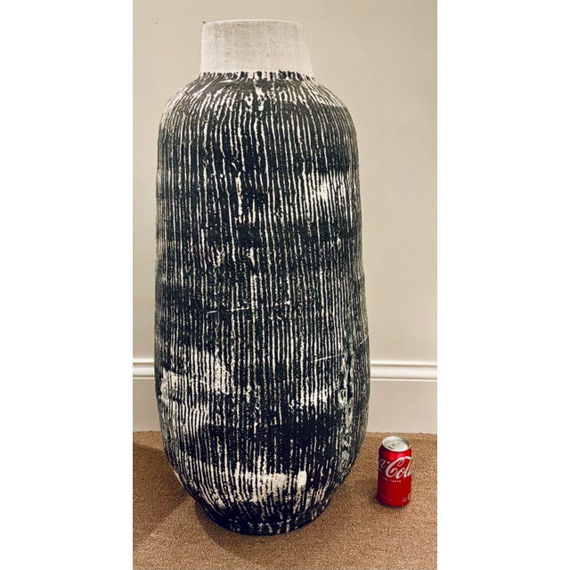 Currey & Company Currey & Company Abstract Modern Black and White Cape Town Floor Vase For Sale - Image 4 of 4