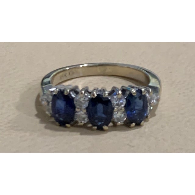 Blue 2.5ct Blue Sapphire & 0.6ct Diamond Cocktail Ring in 18 Karat White Gold Estate For Sale - Image 8 of 18