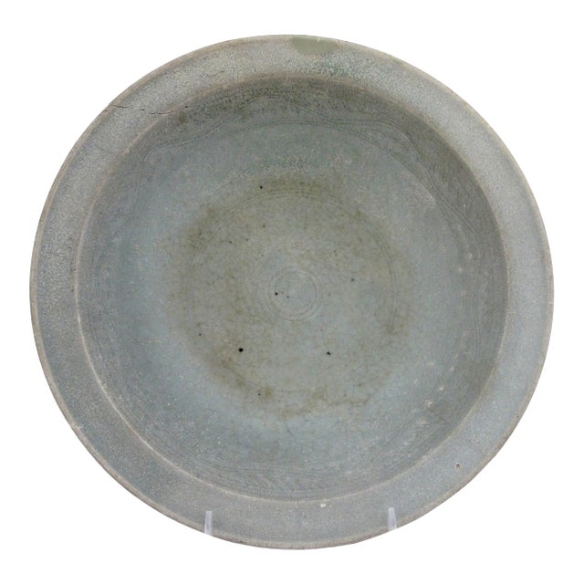 Southeast Asian Thai Sawankhalok Sukhothai Style Celadon Stoneware Pottery Bowl For Sale