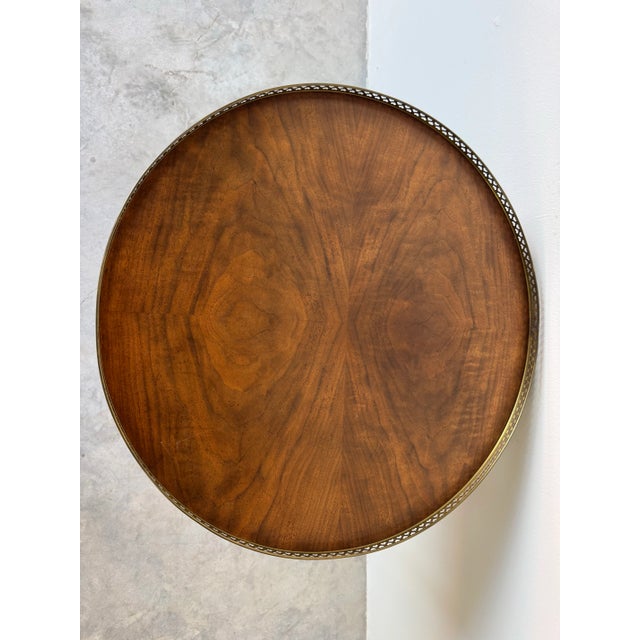 French Vintage Baker Furniture Louis XVI-Style Bouillotte Side Table With Brass Gallery and Single Drawer For Sale - Image 3 of 12