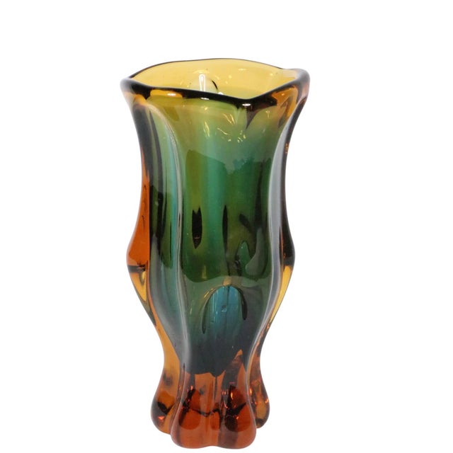 Mid Century Bohemian Art Glass Vase by Josek Hospodka for Chribska C. 1960's For Sale In New York - Image 6 of 12