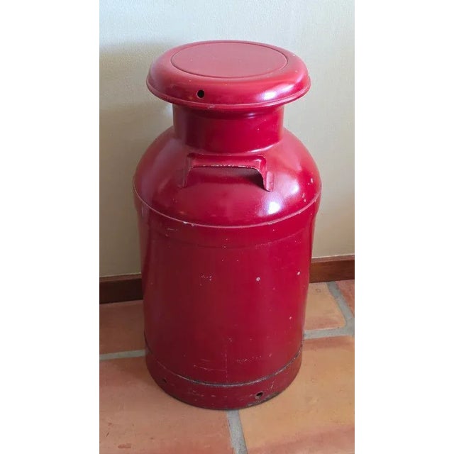 Vintage Penn-Michigan 10-Gal Steel Milk Can Red With Lid & Handles For Sale In West Palm - Image 6 of 7