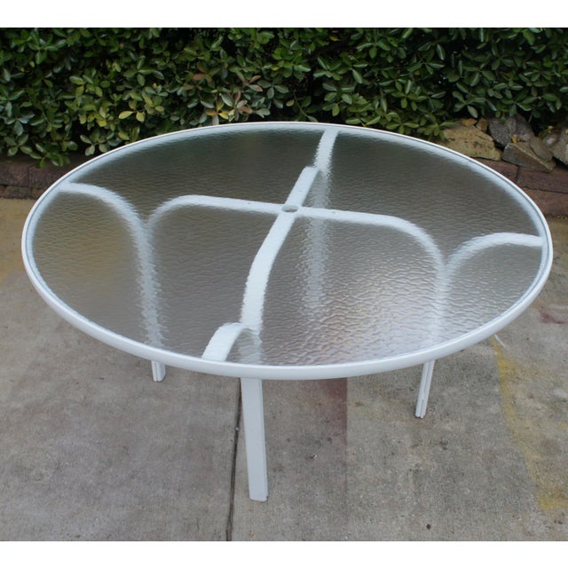 1980s Vintage Brown Jordan Quantum 54in Round Table Chairish