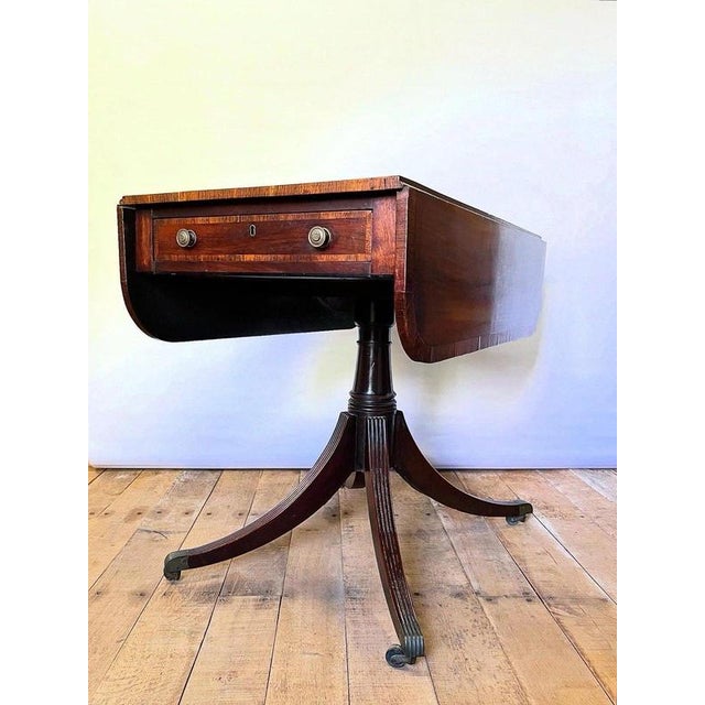 Hollywood Regency Early 19th Century Regency Mahogany Pedestal Pembroke Table, 1820 For Sale - Image 3 of 7