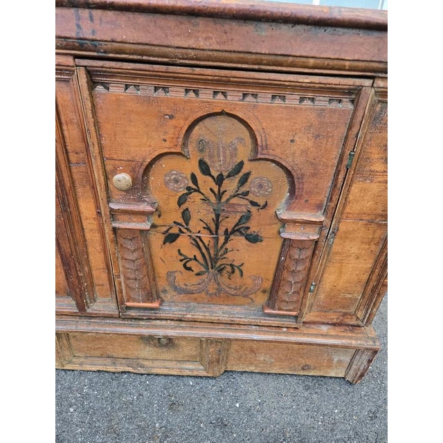 18th Century Austrian / German Stenciled Sockeltruhe Wedding Chest For Sale - Image 13 of 16