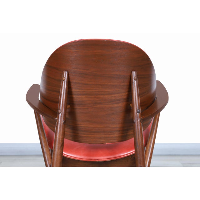 Mid-Century Leather "Clam Shell" Armchair by Seymour J. Wiener for Kodawood For Sale - Image 12 of 12