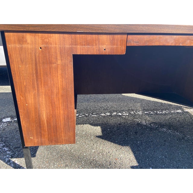 Mid-Century Modern Vintage Mid Century Modern Executive Desk For Sale - Image 3 of 12