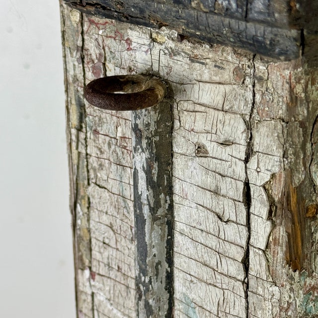 Wood Early 20th Century Architectural Salvage Column Like Wood Hitching Post Pedestal, Naturally Distressed For Sale - Image 7 of 15