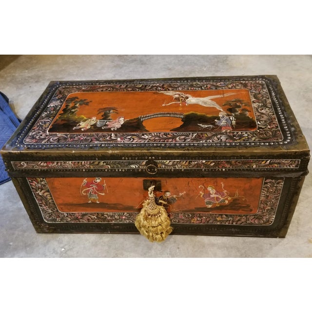 Early 19th Century Chinese Export Trunk For Sale - Image 4 of 11