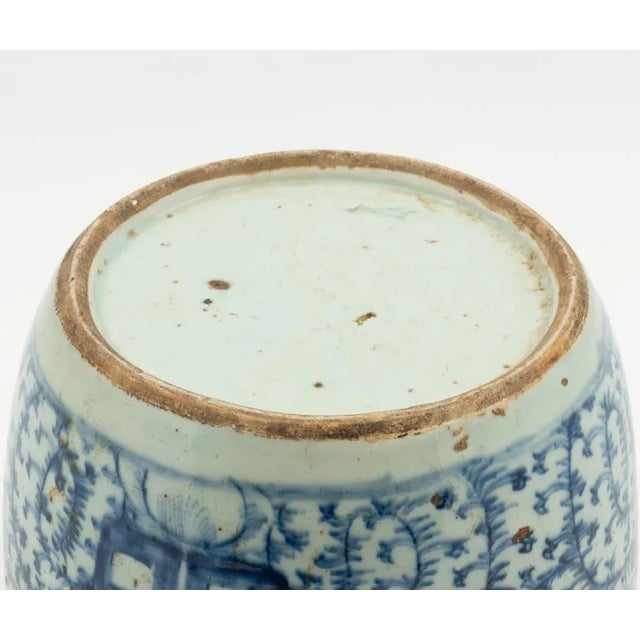 Tongzhi Era, Circa 1870 Having "Double Happiness" Symbol and Foliate Decoration Chinese Blue and White Ginger Jar With Lid. For Sale In Washington DC - Image 6 of 7