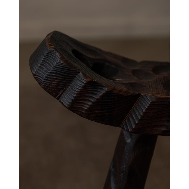 Spanish Brutalist Tripod Chair in Carved Wood, 1960s For Sale - Image 9 of 11