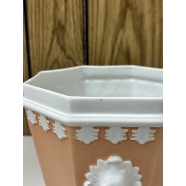1990s Vintage Vista Alegre Portugal Octagonal Porcelain Cache Pot Bright Peach For Sale - Image 5 of 8