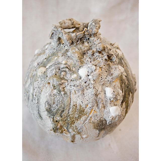 Cream Fragment Moon Vase -Fubuki II For Sale - Image 8 of 18