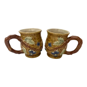 Vintage Set of 2 Majolica Blueberries/Basketweave Mugs