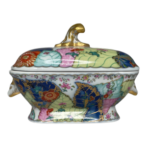 Early 19th Century Small Mottahedah Tobacco Leaf Tureen