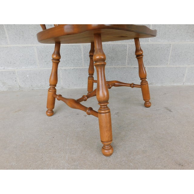 Ethan Allen Ethan Allen Heirloom Nutmeg Captain Windsor Arm Chair 10-6531 For Sale - Image 4 of 14