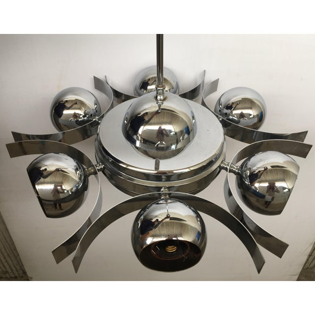 Mid-Century Modern Italian Pop Art Space Age Chrome Ceiling Lamp With Six Balls, 1960s For Sale - Image 3 of 9