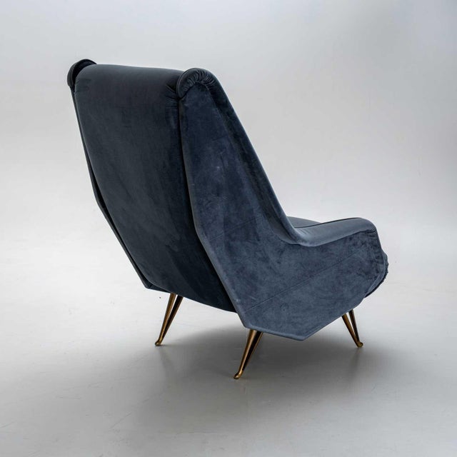 1960s Mid-20th Century Pair of ISA Bergamo Armchairs, Italy For Sale - Image 5 of 15