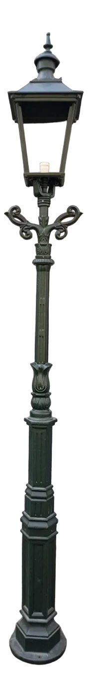 Cast Iron Lamp Post M2 with Cast Iron Square Lantern