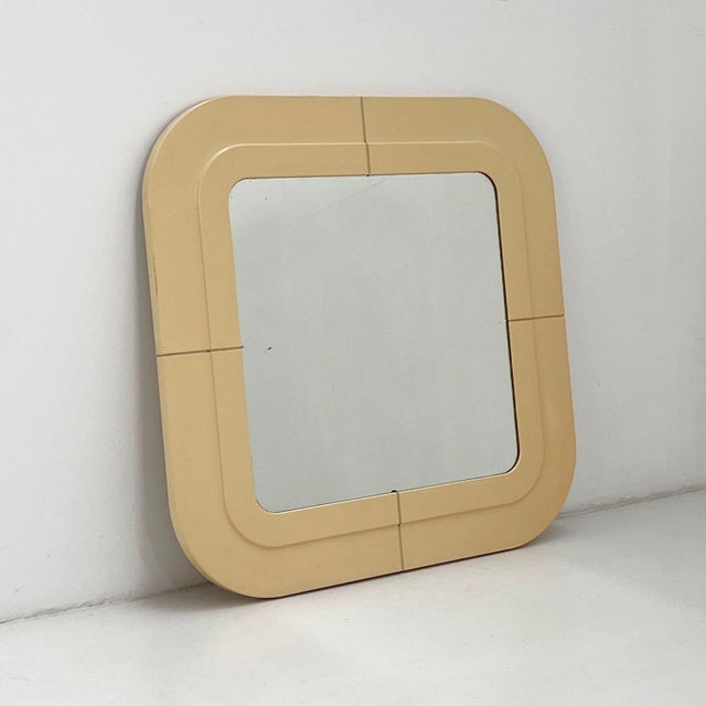 Kartell Space Age Mirror by Anna Castelli for Kartell, 1970s For Sale - Image 4 of 8