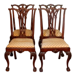 Set of 4 Colonial Revival Dining Chairs