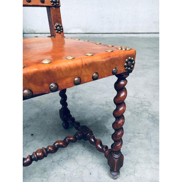 English Cromwellian Style Tan Leather & Oak Side Chairs, Early 1900s, Set of 4 For Sale - Image 4 of 18