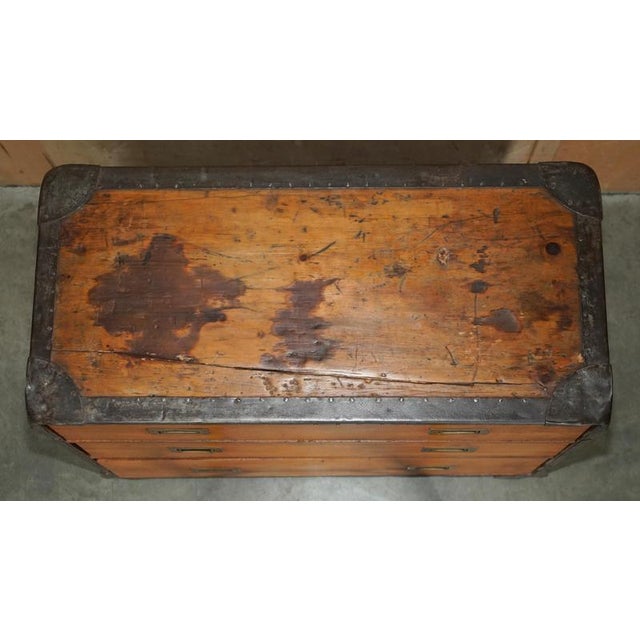 Campaign Oak Zinc Bound Chest of Drawers by Army & Navy C.S.L Makers, 1890 For Sale - Image 17 of 18