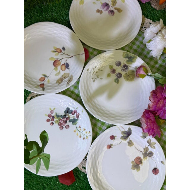 2020s Narumi "Lucy's Garden" Series Floral Bone China Plate - Set of 5 For Sale - Image 5 of 9
