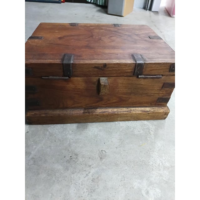 1900-1909 Wood Brass Arts & & Crafts Desk Box For Sale - Image 9 of 12