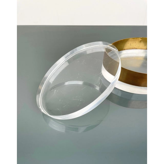 Italian Oval Decorative Box in Acrylic Glass and Brass, 1970s For Sale - Image 10 of 11