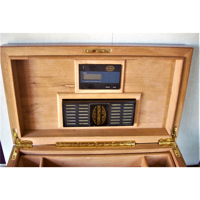 1980s Vintage Burl Wood Cigar Humidor Chairish