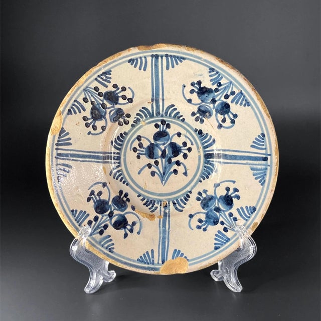 Antique Catalan Dish in Spanish Ceramic, 1700s For Sale - Image 10 of 10