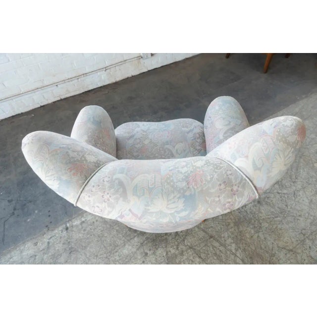 Cream Danish 1940s Large Lounge Chair in Wool Fabric Fritz Hansen Style For Sale - Image 8 of 9