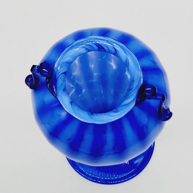 Antique Glass Vase Attributed to Fratelli Toso For Sale In Miami - Image 6 of 10