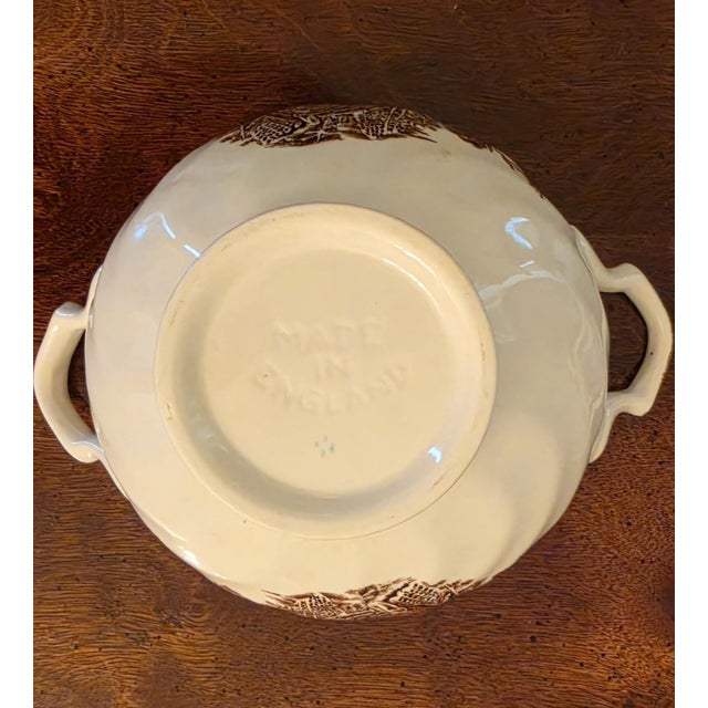 Cream Vintage Johnson Brothers His Majesty Sugar Bowl and Lid England 2-Pieces For Sale - Image 8 of 11