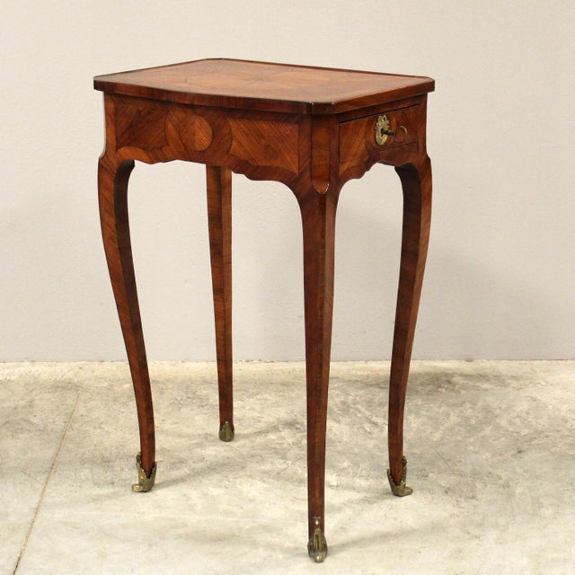Napoleon III inlaid and threaded coffee table, second half of the 19th century Dimensions: 46 cm x 34 cm, height 71 cm