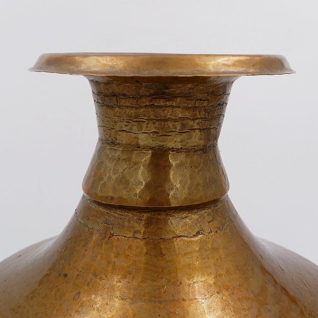 ethnic furniture - wabi sabi - asian art Measures : Ø 23cm H:38 cm Used primarily in Hindu and Nepalese rituals for puja...