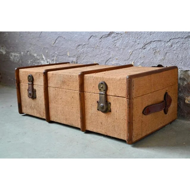 Antique Trunk in Wood and Canvas For Sale - Image 5 of 12