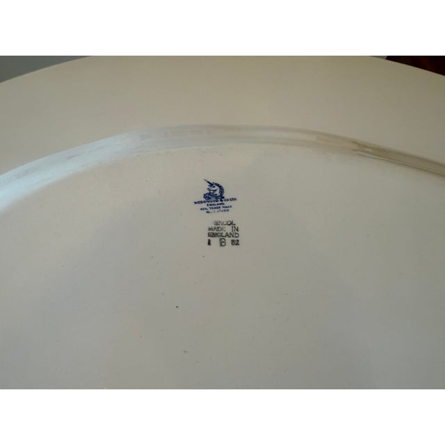 Antique Wedgewood Holiday Platter and Plates For Sale - Image 4 of 4