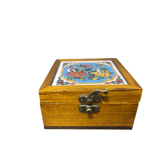 1990s Ceramic Jewelry Box With Velvet Lining For Sale - Image 11 of 14