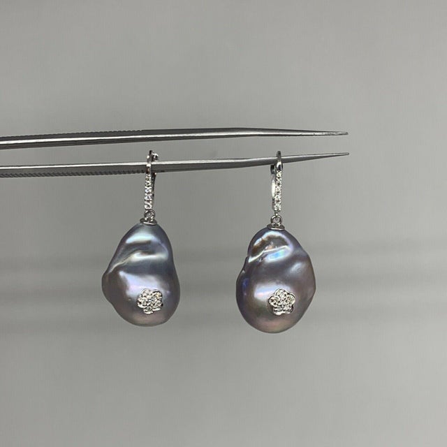 Diamond Freshwater Pearl Earrings 14 Karat Gold Grey 23.2 Mm Certified For Sale - Image 4 of 13