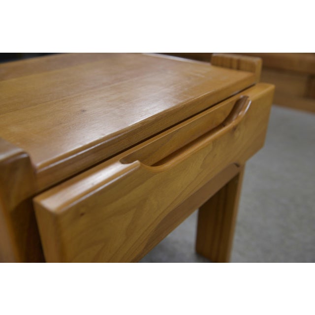Mid-Century Modern Elm Bedside Tables from Maison Regain, 1970s, Set of 2 For Sale - Image 3 of 11
