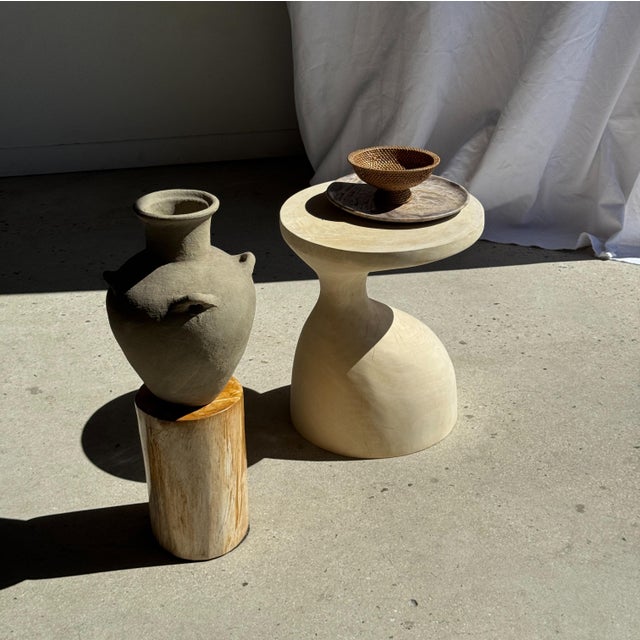 Indonesian Light Grey-Beige Terracotta Vase with 4 Small Handles and a Tall Neck For Sale - Image 11 of 18