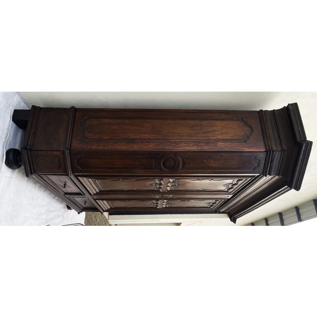 Antique Baroque Wardrobe in Oak, 1600s For Sale - Image 14 of 18