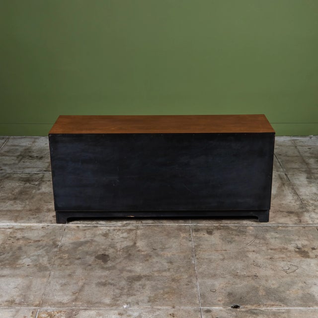 Heritage-Henredon Six Drawer Mahogany Dresser For Sale In Los Angeles - Image 6 of 18