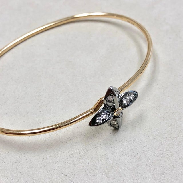 2020s Syna Oxidized Silver Yellow Gold Flower Bracelet with Diamonds For Sale - Image 5 of 11