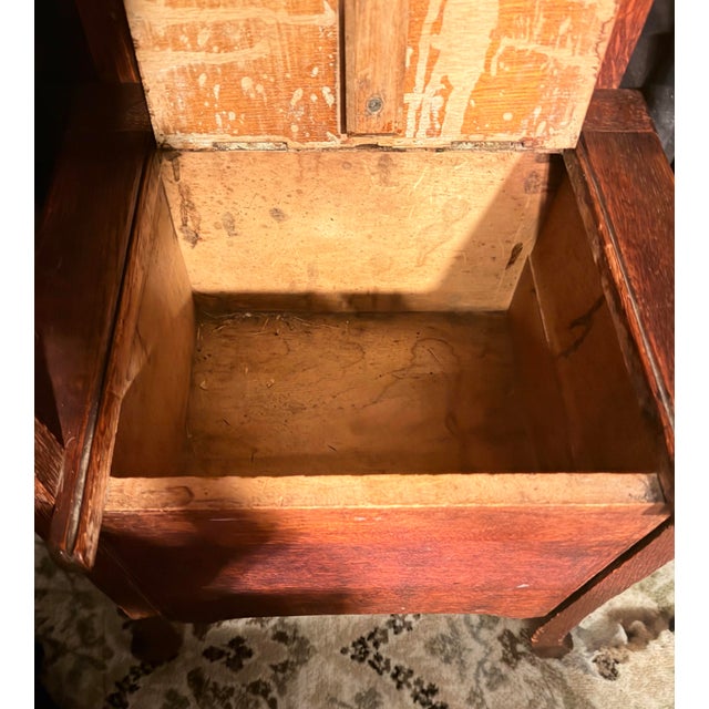 Antique Quarter-Sawn Oak Hall Tree With Mirror, Brass Hooks & Storage Bench For Sale In Miami - Image 6 of 9
