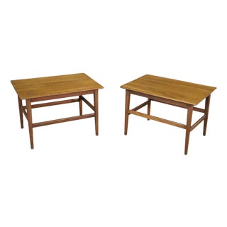 Mid 20th Century Pair of Mid-Century Walnut End Tables - 2 Pieces For Sale